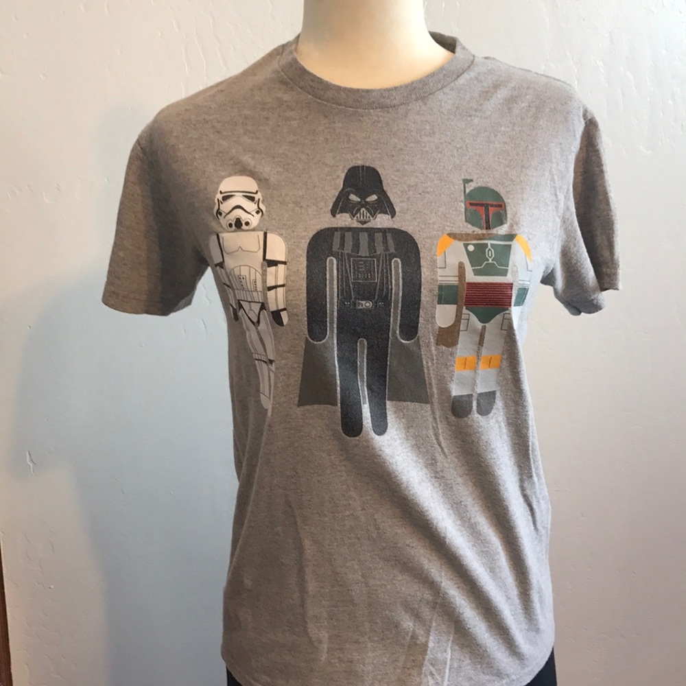 Star Wars T-Shirt size Small. Great Condition.